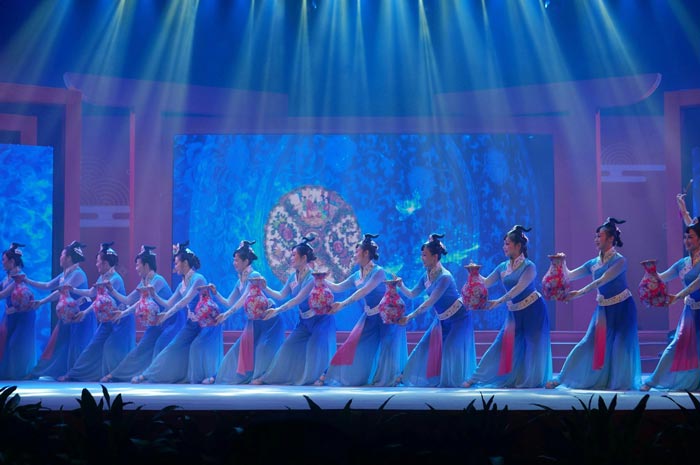 一場充滿嶺南韻味的非遺晚會(huì)在廣州正式